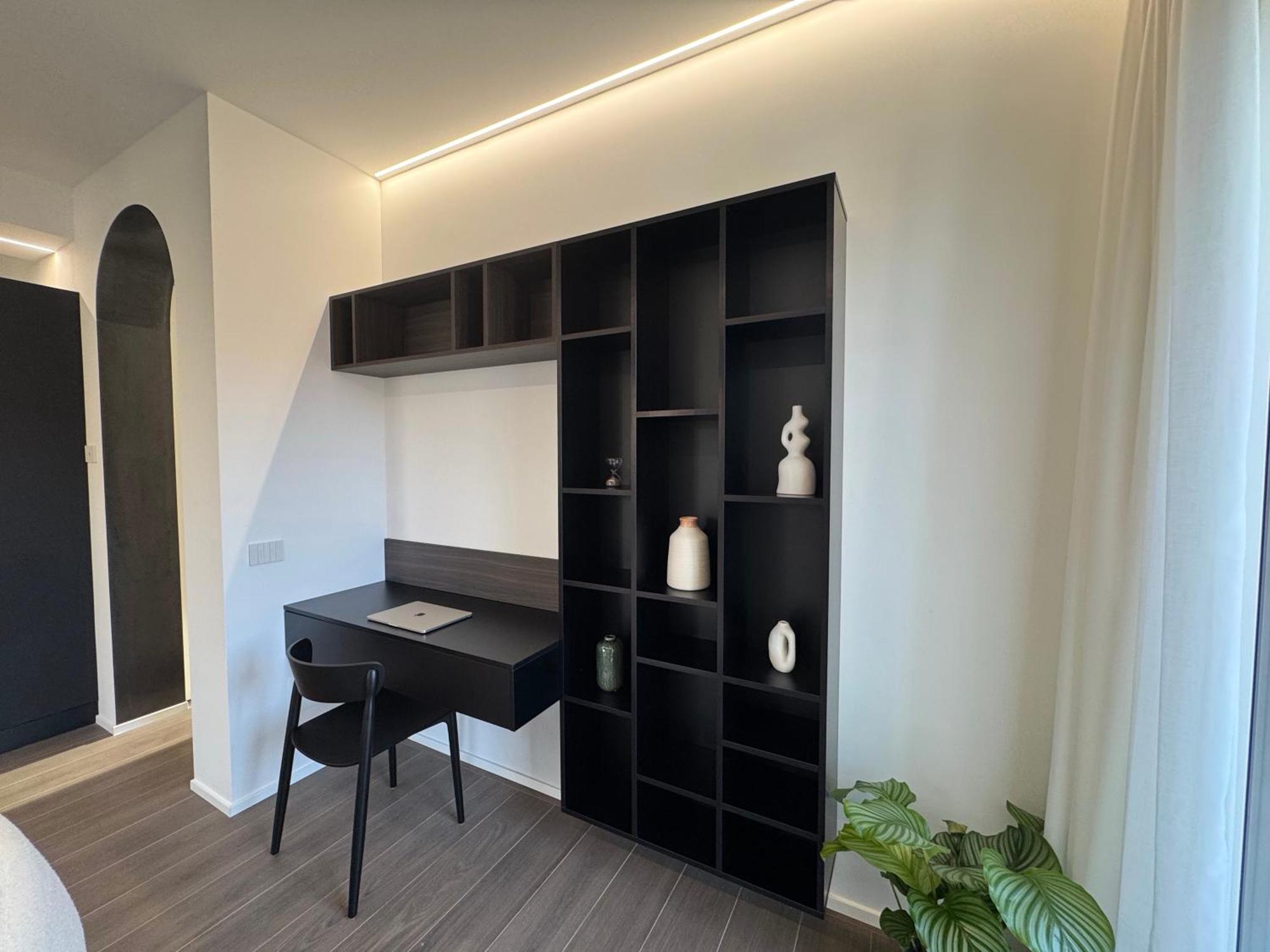 Apartment White House Con Posti Auto
